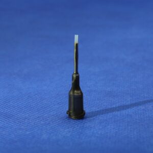 20G PTFE-lined dispensing tips ideal for aggressive and reactive fluids